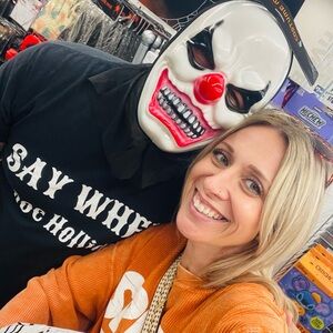 Meet your Posher, Kam